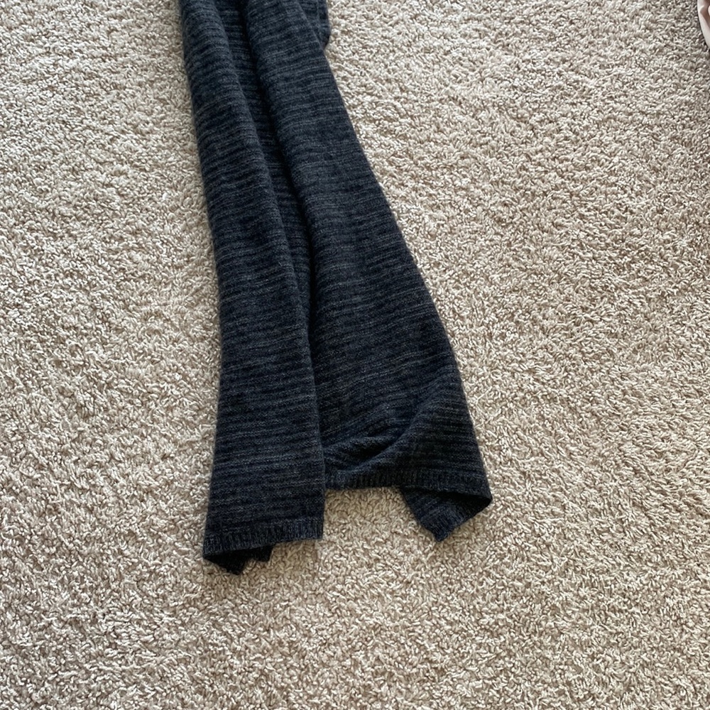 Cashmere scarf